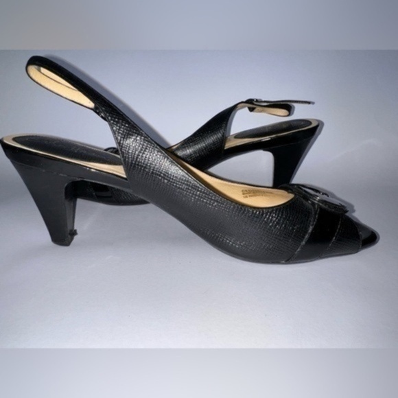 Cole Haan Shoes - Cole Haan Womens 9 1/2 Black Leather Peep Toe Nike Air Heels Pumps 9.5 Buckle